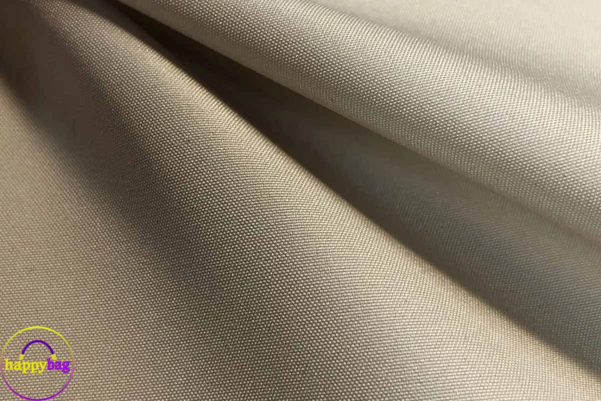 Vải polyester